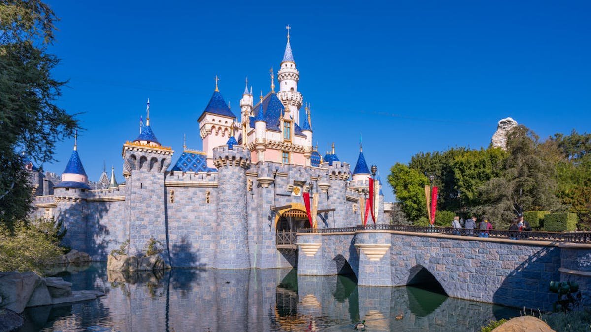 Water Pressure Crisis Forces Disneyland to Close All Restrooms and Restaurants During Peak Summer Hours