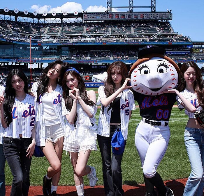 K-Pop Star Jang Won-young Impresses With Ceremonial First Pitch at Mets Game