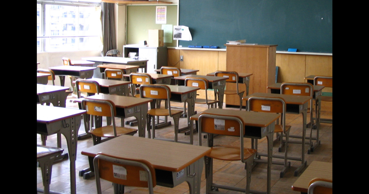 Teacher Breaks Down Over Seniors Who Can't Write a Single Sentence — Union Boss's Book Deal Draws Fire