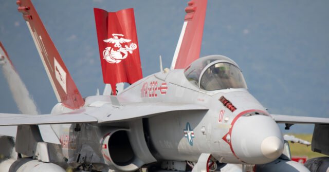 Bloodied Marine Pilot Walks to Rural Road After Ejecting from F-18 Crash: Video