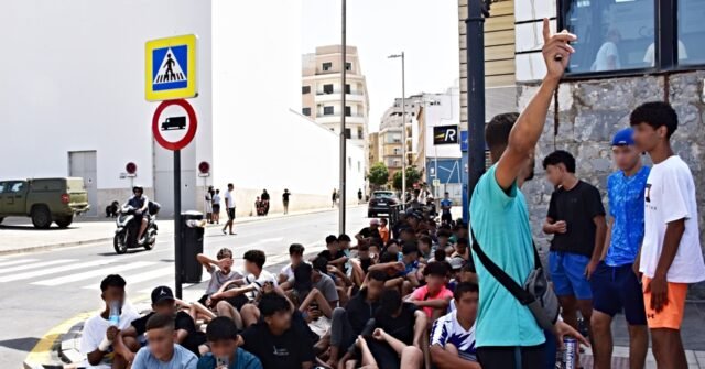 Spanish Govt Estimates 5,000 Potential Asylum Seekers Remain in Ceuta