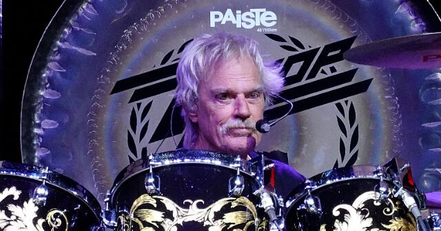 Frank Beard, ZZ Top's Legendary Drummer, Dies at 77