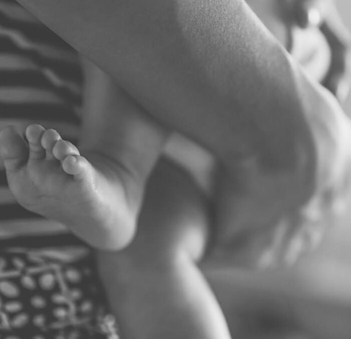 Surrogacy Dispute Sparks Legal Battle Over Abortion Rights in Texas