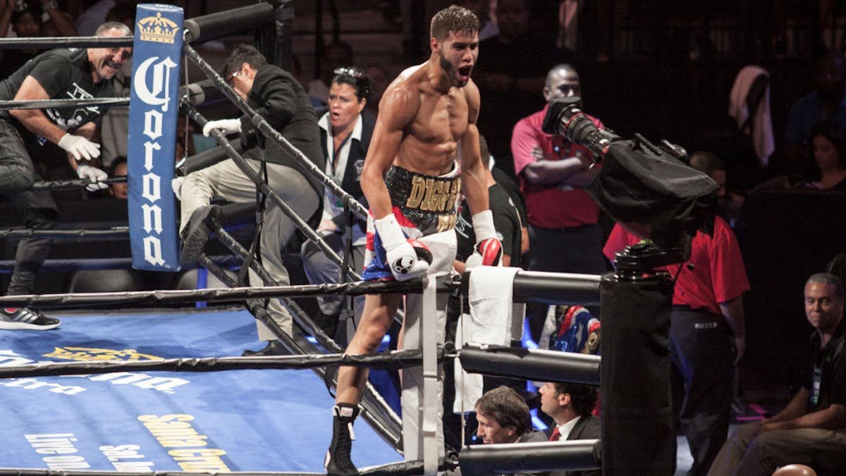 Prichard Colón, Boxer Paralyzed by Illegal Punches, Dies at 33
