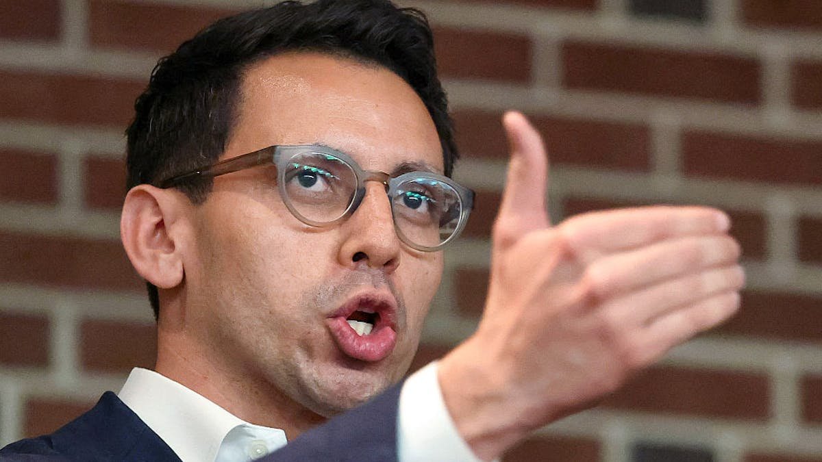 Pollster Funded by Fishback Accused of Data Manipulation After Primary Blowout