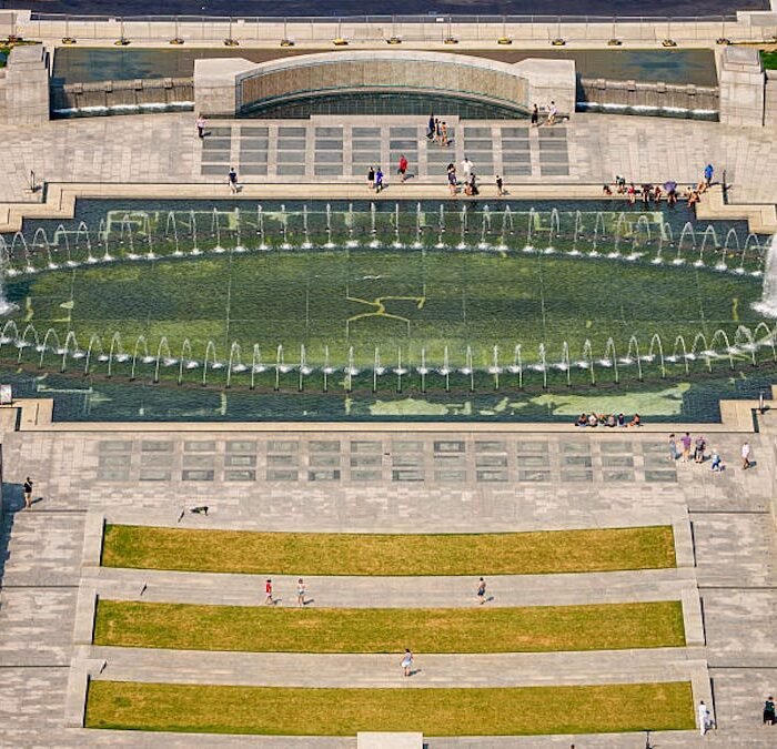 WWII Memorial in D.C. Vandalized With Anti-Trump Graffiti, Soap Bubbles