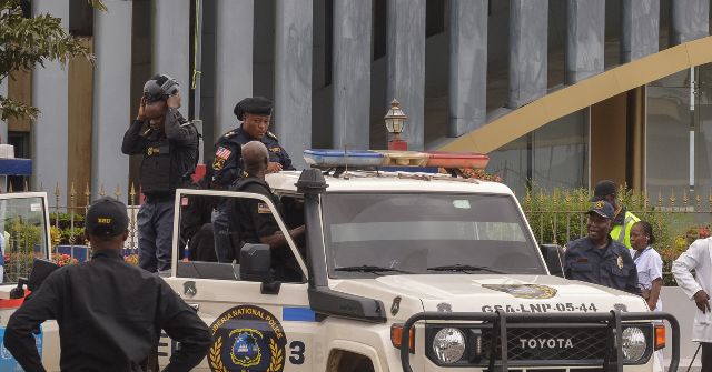 First 20 U.S. Deportees Land in Liberia as African Nation Prepares for 1,200