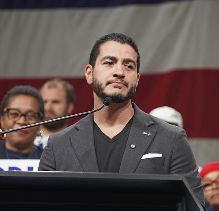 El-Sayed's 'Jewish Liaison' Hire Draws Skepticism as Michigan Senate Race Tightens