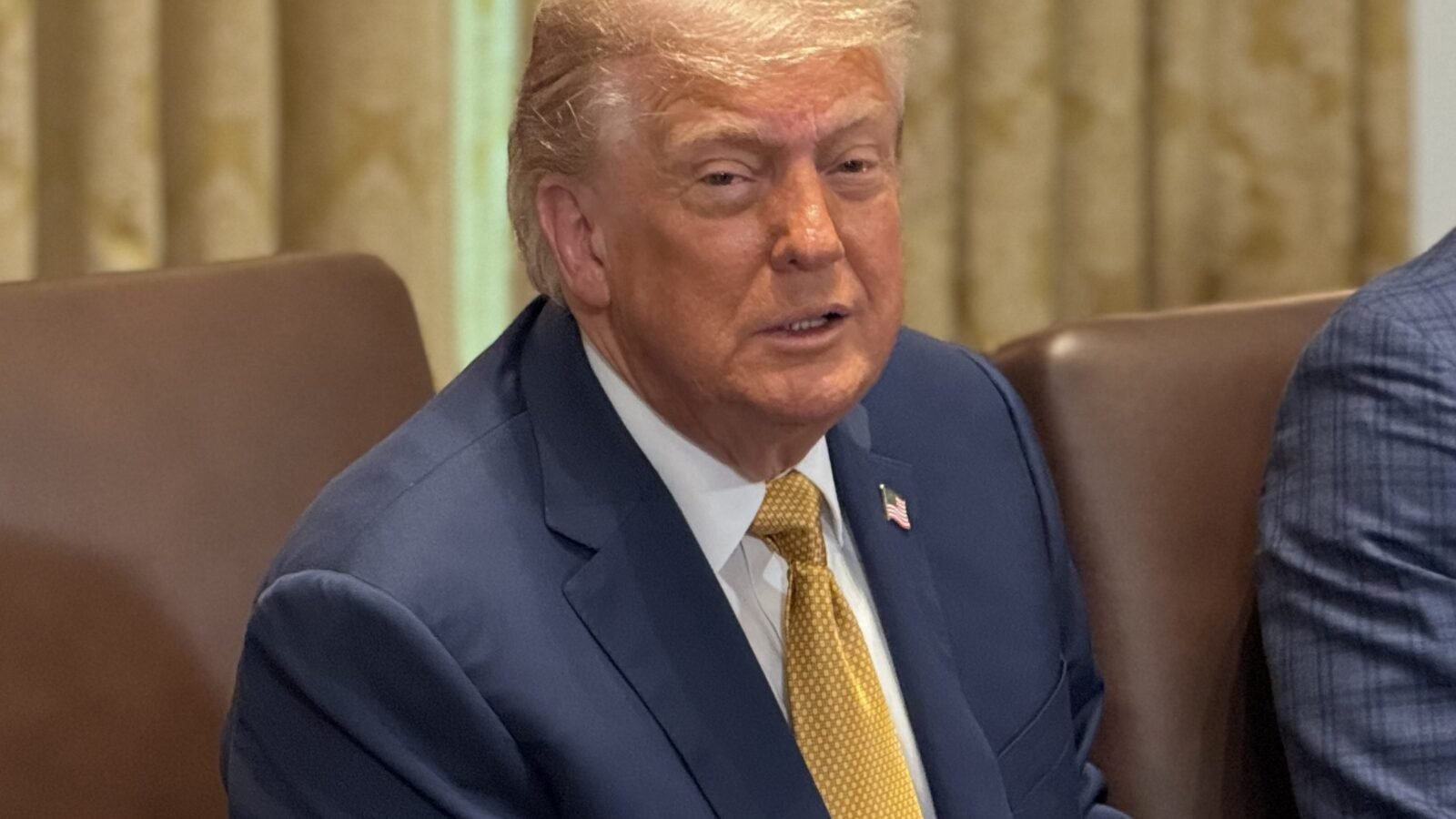 Trump Signs Orders Targeting Birth Tourism After Supreme Court Citizenship Ruling