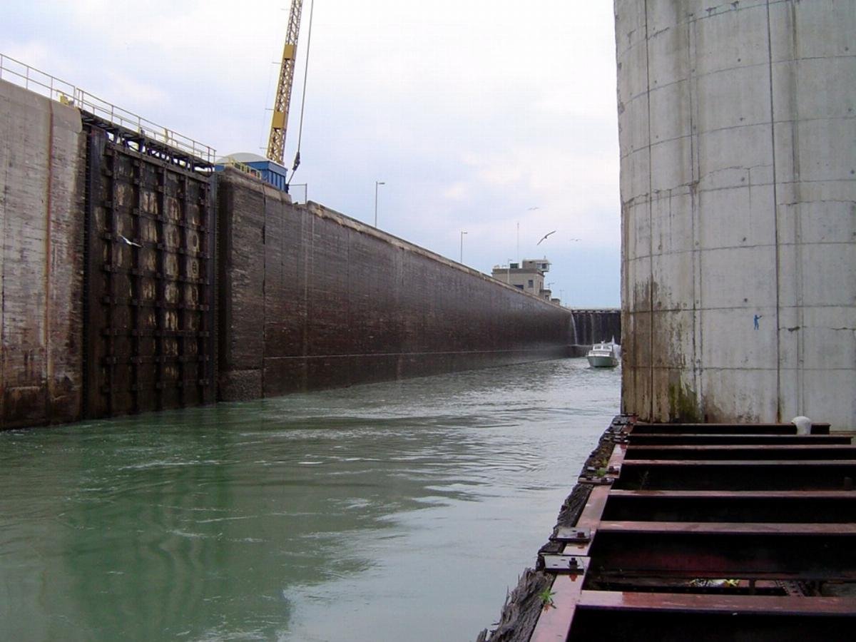 After Lake America rename, pundit demands Canada drop canal tolls