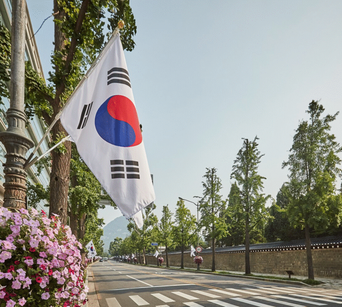 As Trump Pressures China, South Korea's Next Move Raises Eyebrows