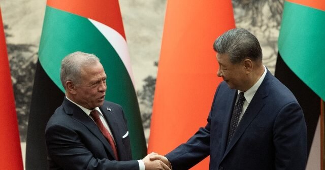 China Pivots Toward Gulf Allies as Its Iran Bet Unravels, Report Says