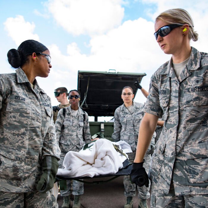 Democrats Back Pentagon Program to Freeze Eggs, Sperm for Troops — Critics Blast 'Distraction'
