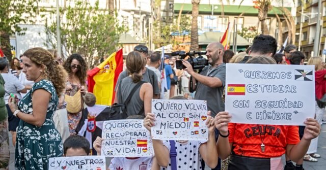 Ceuta Residents Form Human Chain to Protest New Migrant Shelter Near Port