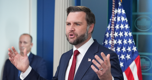 Vance Praises Breitbart, Alternative Media as Key to Representing Americans