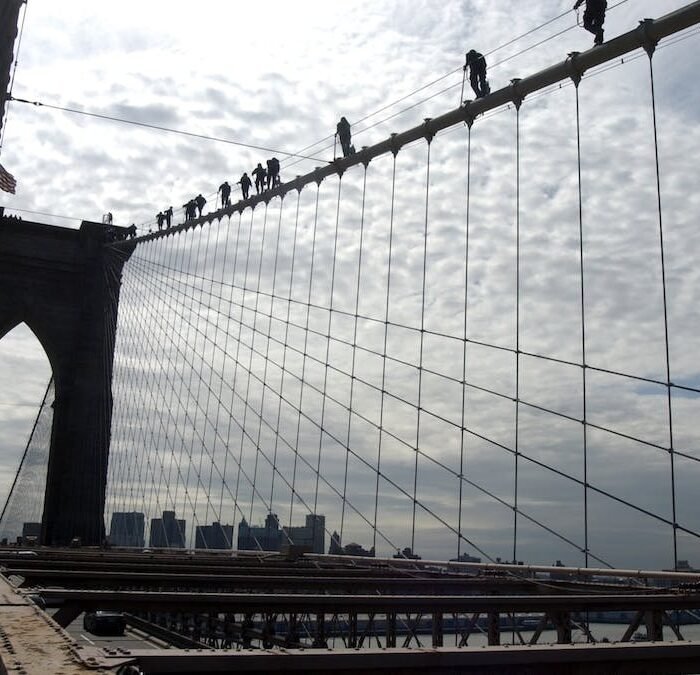 NYPD Fatally Shoots Knife-Wielding Man on Brooklyn Bridge Days After Times Square Stabbing