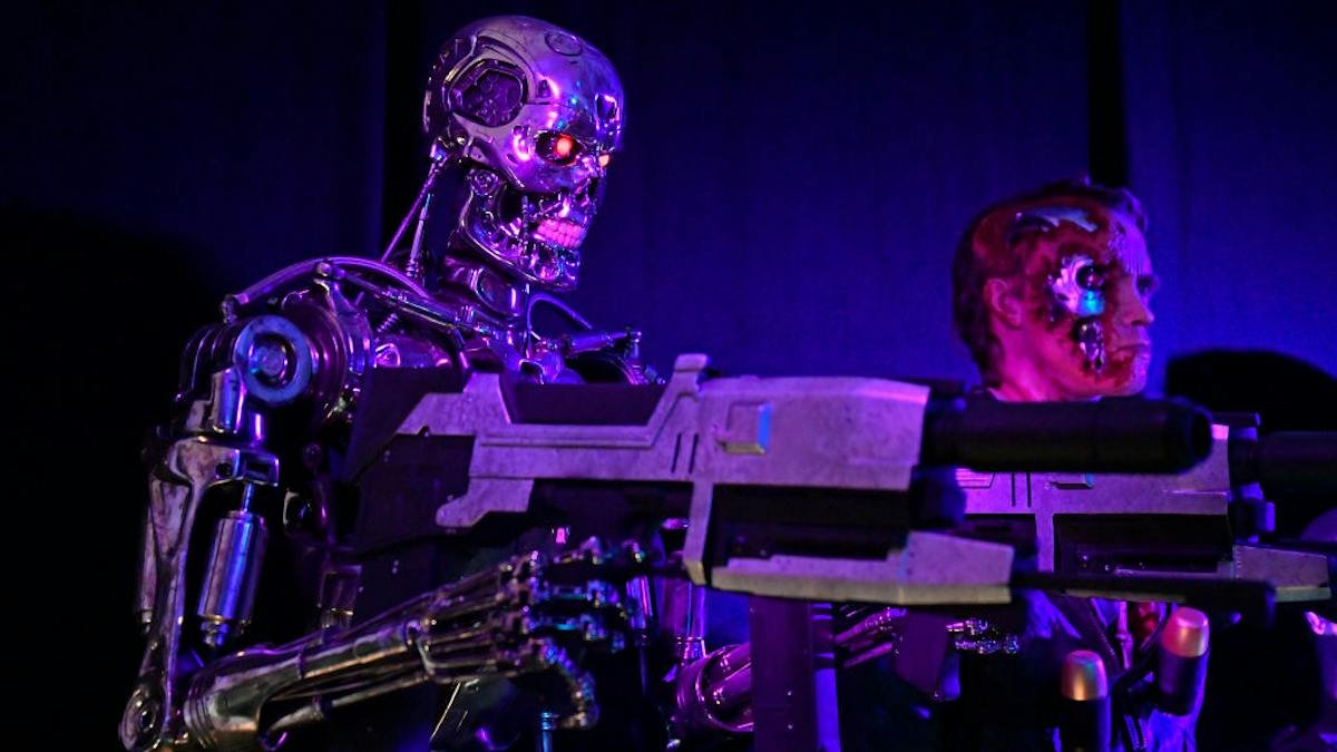 AI Insiders Warn Self-Improving Models Could 'Kill Us All by the End of the Decade' as Anthropic Researcher Quits