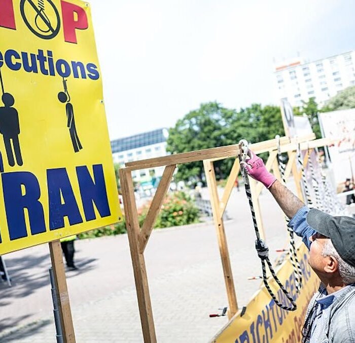 Iran Sentences 10 Young Activists to Death in 'Sham' Isfahan Trial, Activists Say