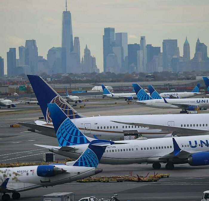 Fiber Cut by Amtrak Crew Halts 1,000+ Flights as Trump and World Leaders Fly to UN