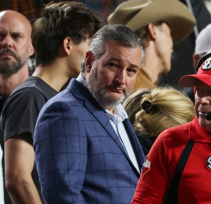 Ted Cruz Pitches College Sports Bill on 'GameDay' — and Austin Crowd Answers With 'Ted, You Suck' Chants