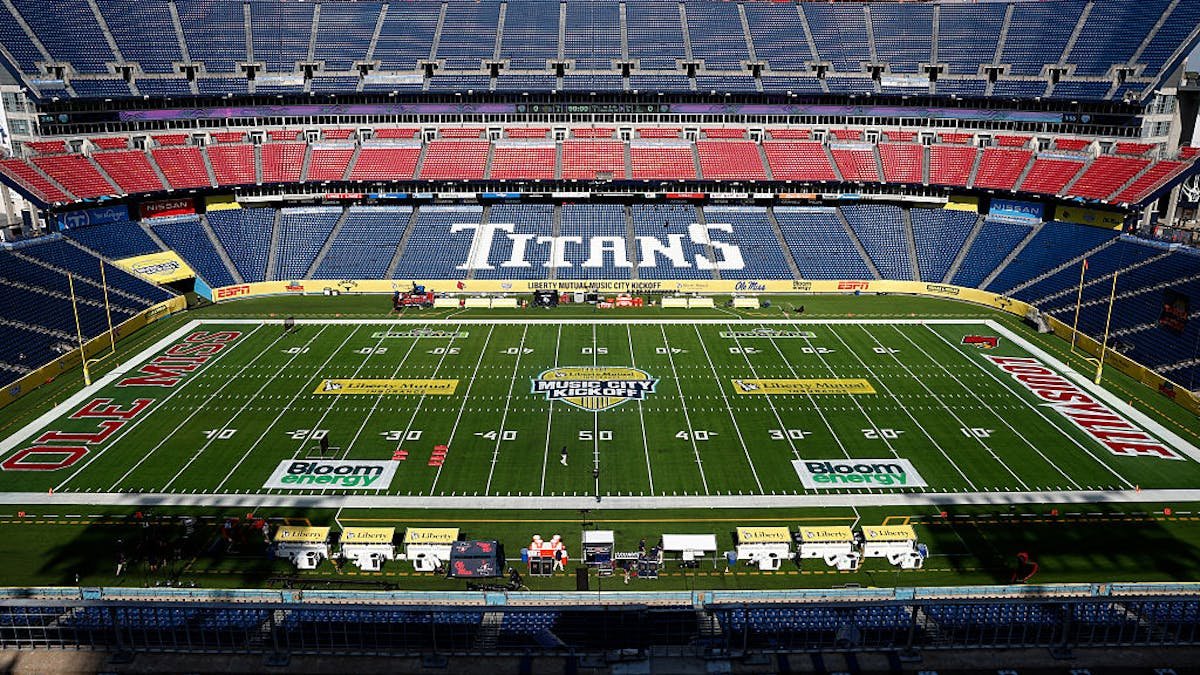College Football's Commercialization Hits Point of No Return After Logo-Laden Week 1
