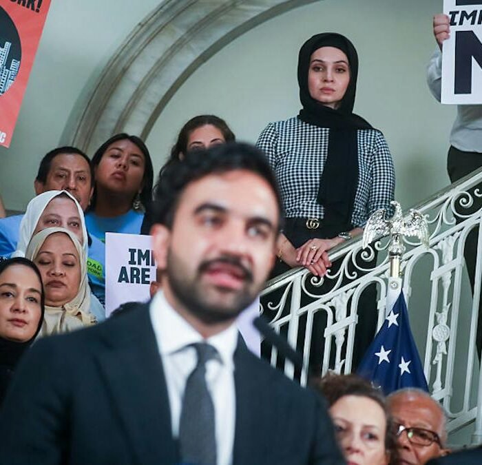 Mamdani's Influencer Group Chat Under Fire as Council Schedules Oversight Hearing