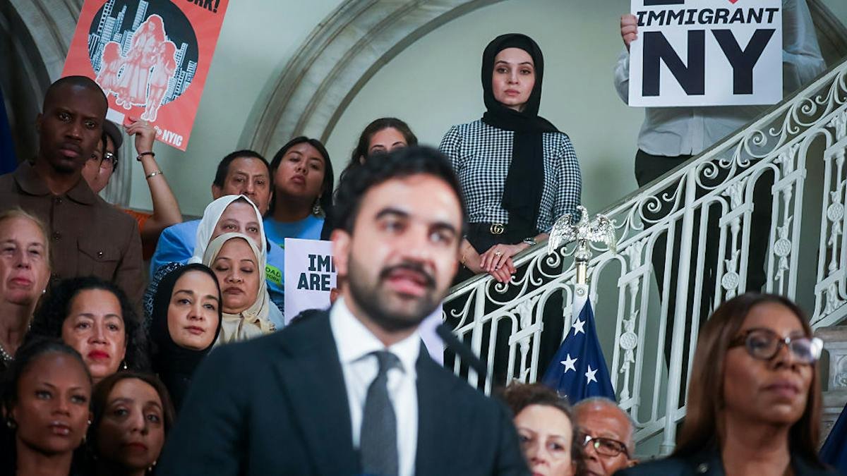 Mamdani's Influencer Group Chat Under Fire as Council Schedules Oversight Hearing