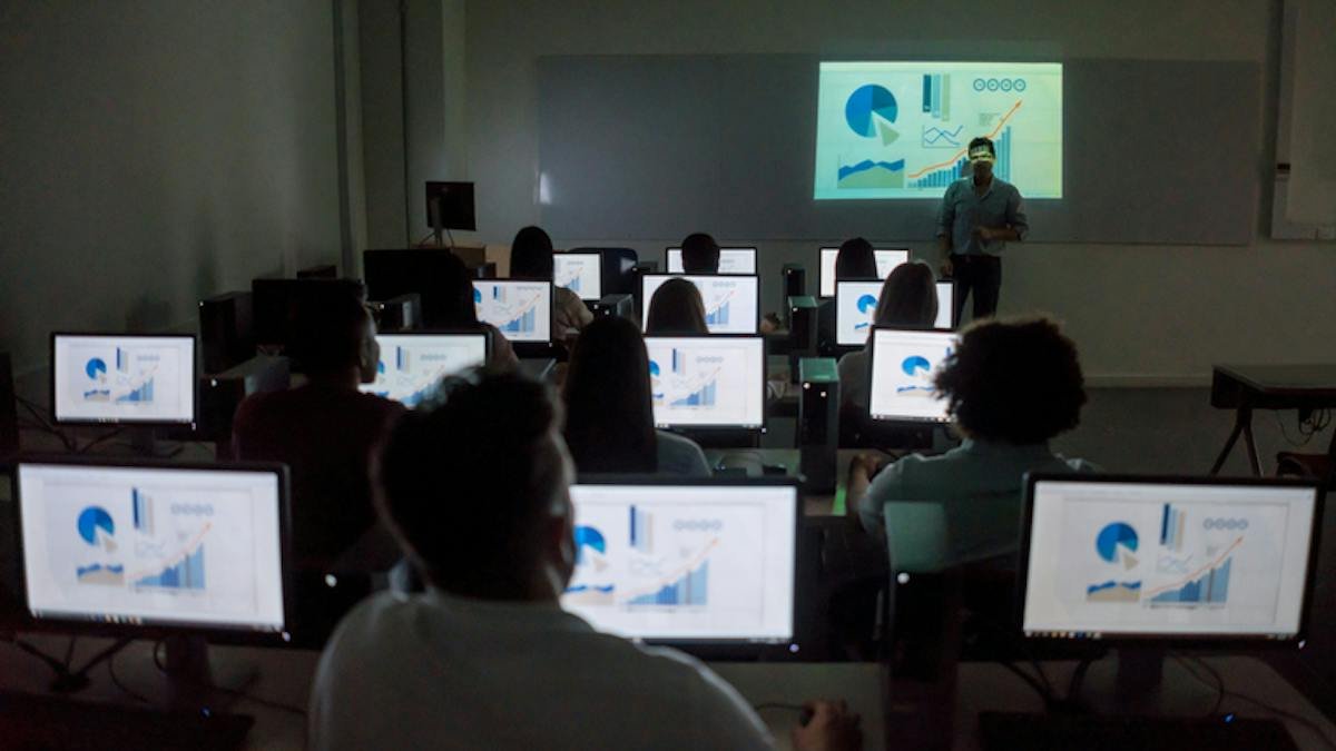 Report: MIT, Columbia, Berkeley Embedding DEI Into AI Tools for Classrooms