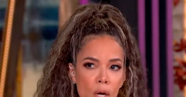 Sunny Hostin Says Trump's White House Press Ban 'Is What Happens With Dictators'