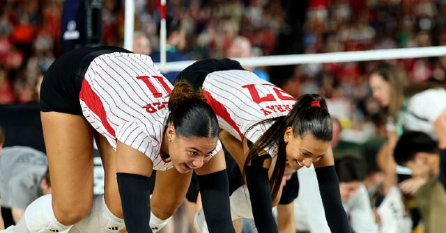 Nebraska-Missouri Volleyball Match at Wrigley Field Delayed, Canceled Due to Humidity After Viral Floor-Drying Scene