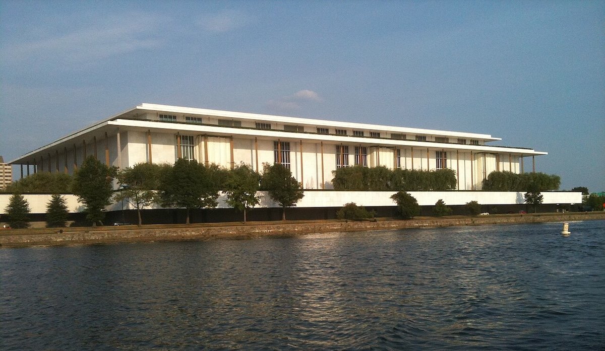 Federalist Op-Ed Calls Kennedy Center a 'Shrine to D.C. Decadence,' Backs Trump's Demolition Threat
