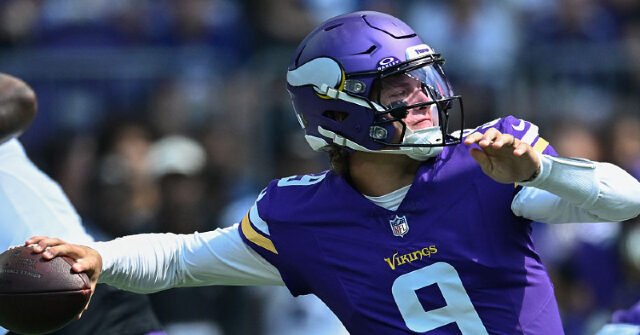 Giants Trade for J.J. McCarthy After Jaxon Dart's Season-Ending Knee Injury