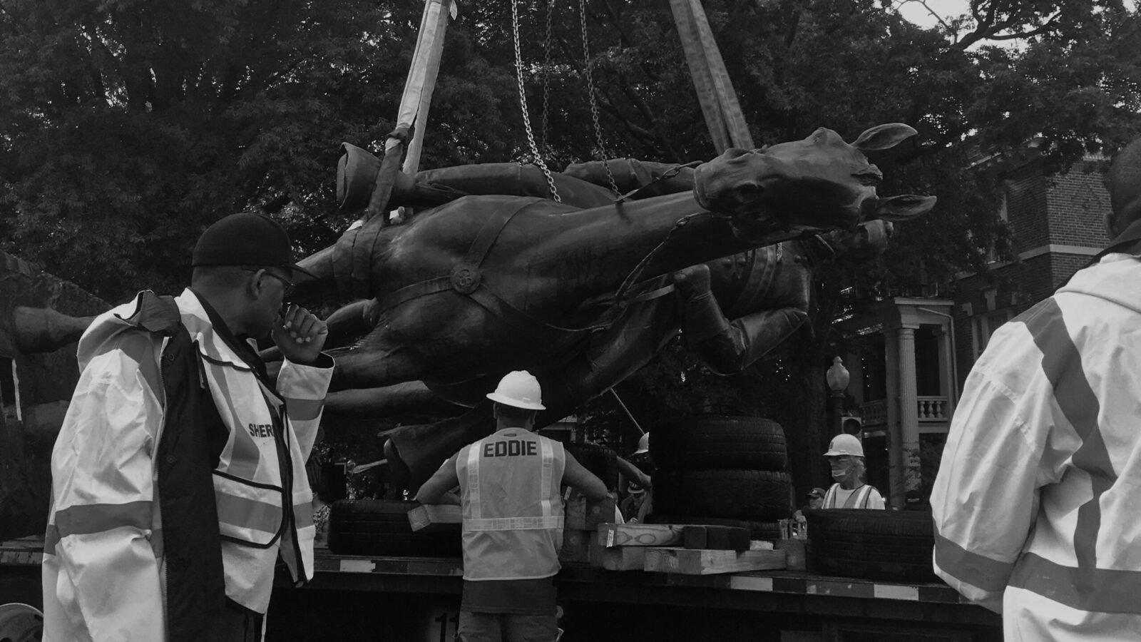 Democrats Remove Final Confederate Statues in Richmond, Fueling Culture War Fears