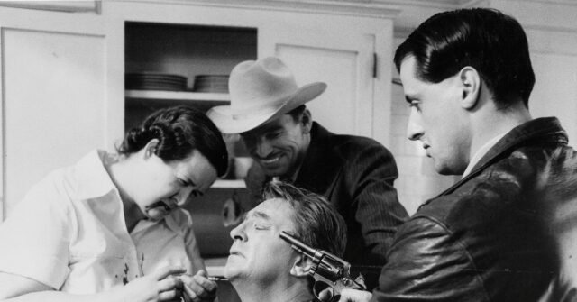 Robert Mitchum's Philip Marlowe: A Fascinating, Frustrating Legacy