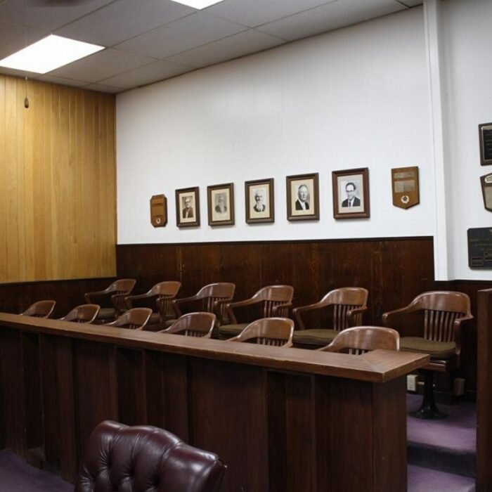 Commentary: Replacing 'foreperson' with a male juror won't fix the Clancy deadlock