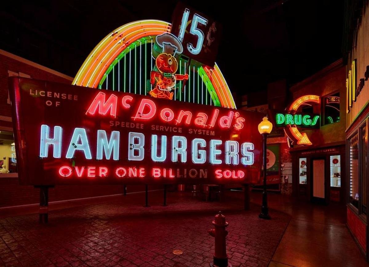 McDonald's Bets on Training and Tech as Trump's Fast-Food Fandom Gets a Business Case