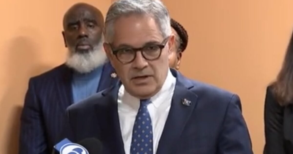 Federal Judge Refers Philadelphia DA Larry Krasner for Criminal Investigation Over Alleged False Statements in Murder Conviction Case