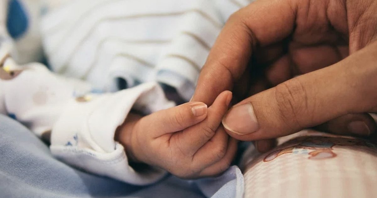 Vance-Backed Draft Would Let Married Stay-at-Home Parents Tap Federal Child-Care Aid