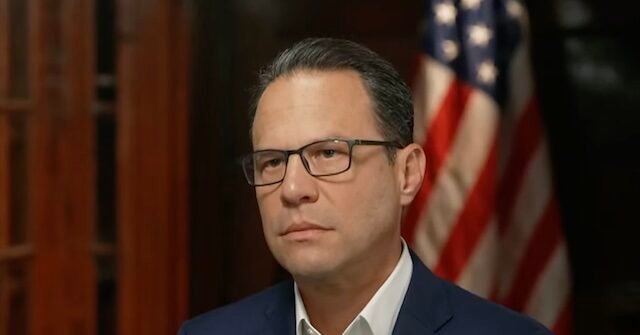 Shapiro Calls Speaker Johnson 'One of the Most Spineless, Weakest Leaders in America' Over AI Regulation