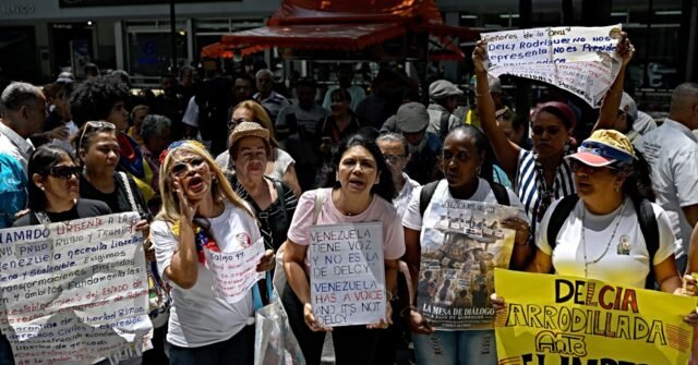 Venezuelans Flood NYC Streets to Protest Delcy Rodríguez's VIP Treatment at UN